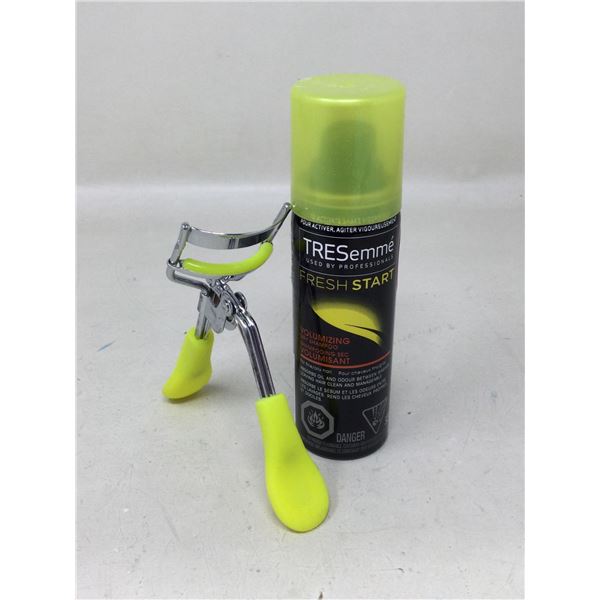 Tresemme Volumizing Dry Shampoo W/ Lash Tech Eyelash Curler