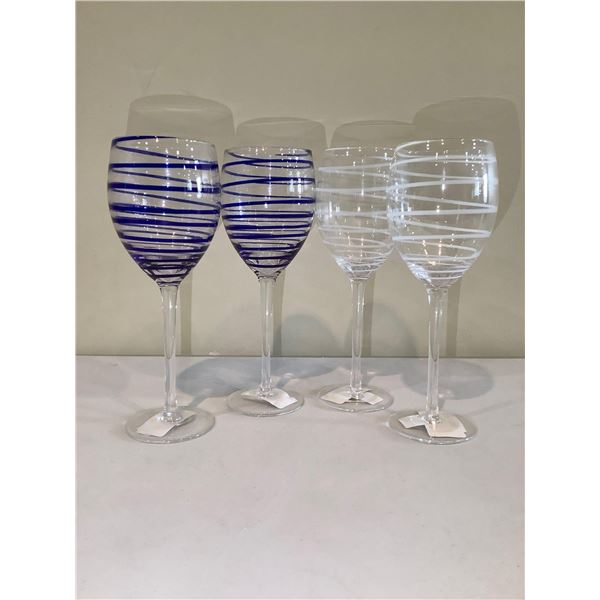 Wine Glasses (Lot Of 4)
