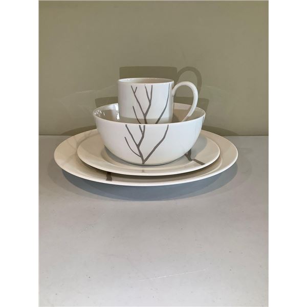 2 Plates Bowl And Mug Set