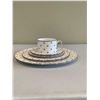 Image 1 : 4 Plates And Mug Set