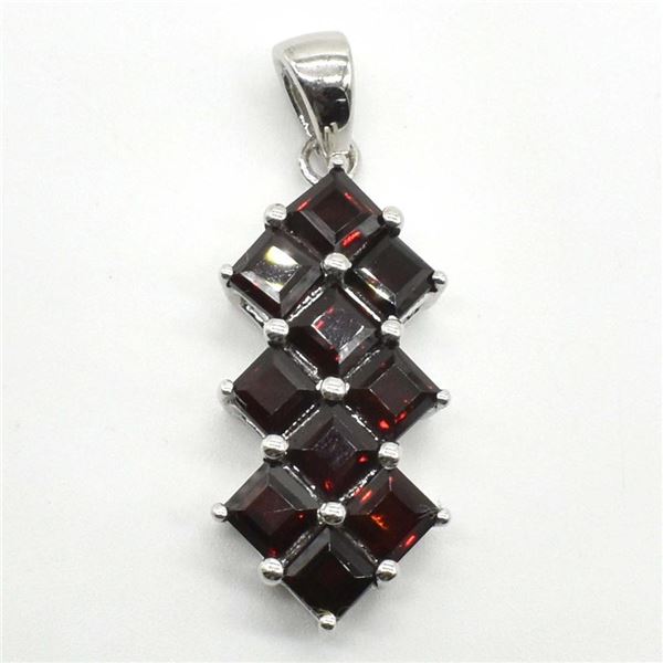 Silver Garnet Cz(2.9ct) Rhodium Plated Pendant (~weight 3.7g)