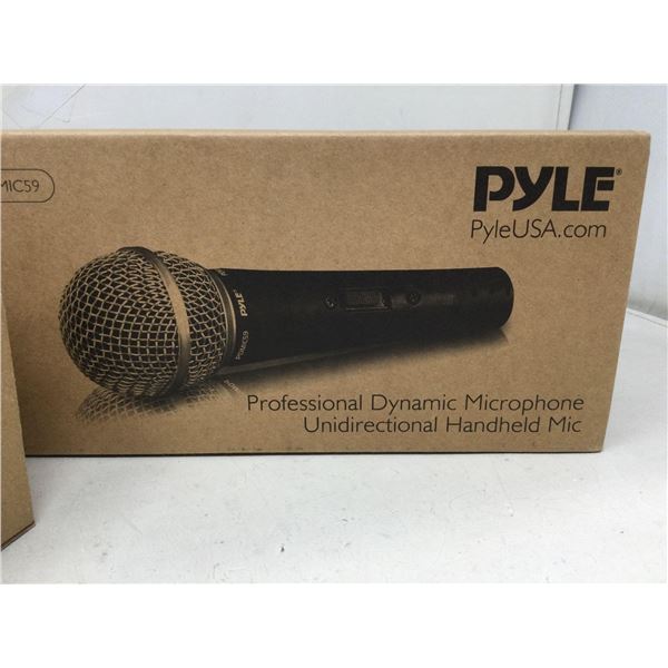 Pyle Professional Dynamic Microphone