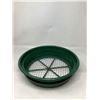 Image 1 : SE Patented Stackable 13-1/4" Sifting Pan, Mesh Size 1/2" - GP2-12