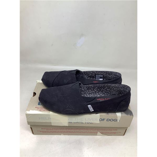 Bobs from Skechers with Memory Foam (8.5)