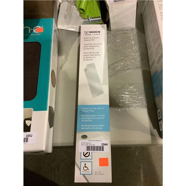 Moen Bath and Shower Safety Mat (16in x 34in)