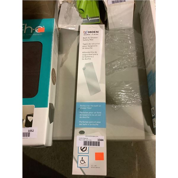 Moen Bath and Shower Safety Mat (16in x 34in)