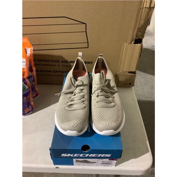 Skechers Womens Size 11 Shoes