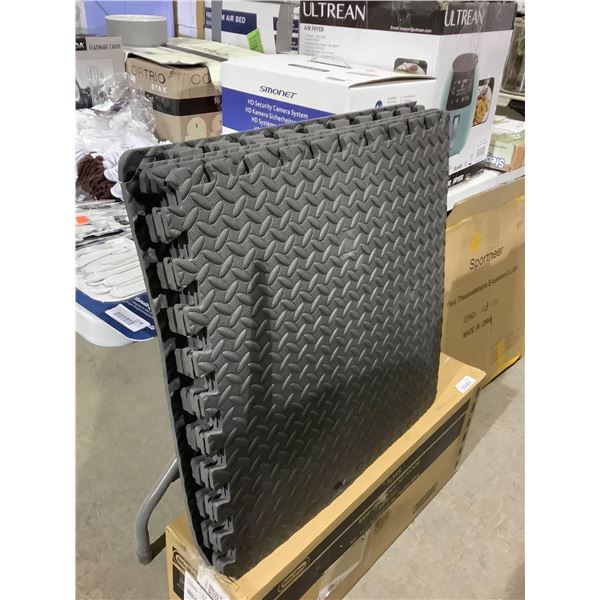 Interlocking Floor Mats Lot of 6