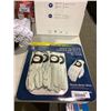Image 1 : Kirkland Right Hand Golf Gloves - Small