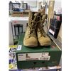 Image 1 : Tachyon Mens Size 10.5 Boots