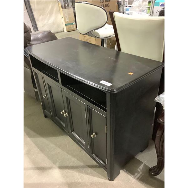 Wooden TV Stand (18 1/2in L x 41 1/2in W x 30 1/2in H)