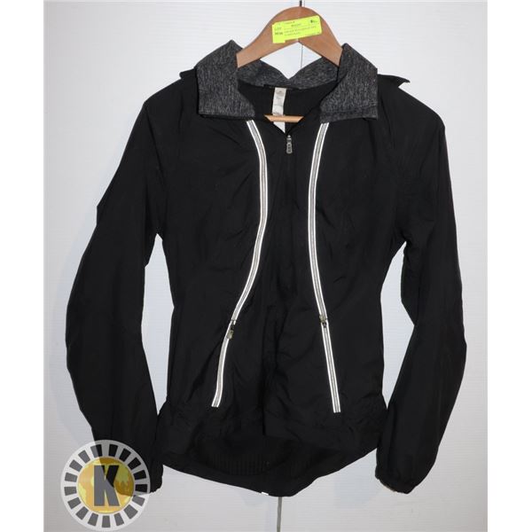 LADIES BLACK WITH REFLECTIVE STRIPES AND HOOD