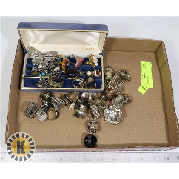 40+ ESTATE RINGS