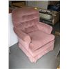 Image 2 : PINK SWIVEL CHAIR