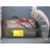 Image 1 : STINGER LIGHT AC ELECTRIC FENCER