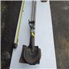 Image 1 : 4 SHOVELS
