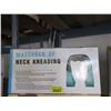 Image 1 : Neck Kneading Massager