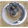 Image 2 : Bird bath (metal)