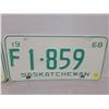 Image 3 : Pair of 1968 Sask plates F1-859