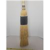 Image 3 : Brand new straw curling broom