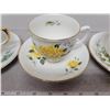 Image 3 : 3 cup/saucer sets bone china