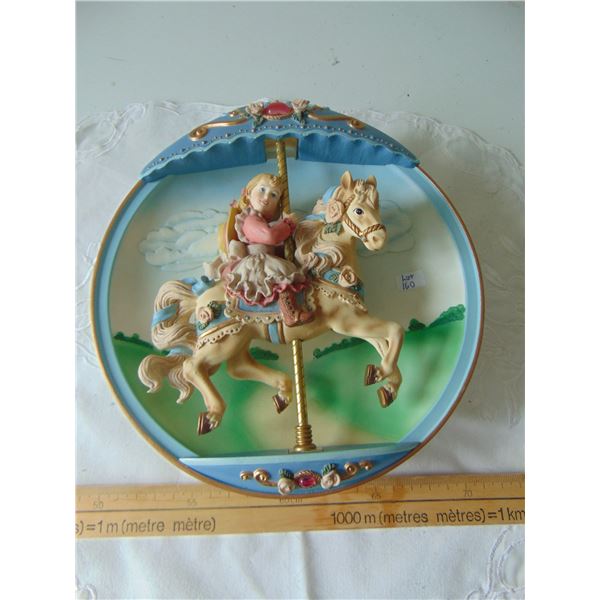 CAROUSEL DAYDREAMS SWEPT AWAY 1984 BRADFORD EXCHANGE WIND UP WALL HANGING WORKS