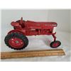 Image 2 : Vintage Ertl McCormmick Farmall 350 tractor. Made in Dyersville, Iowa USA