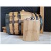 Image 4 : Strapped Oak Rum Barrel made by Deep South Barrels plus an Appleton Rum Flask