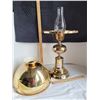 Image 2 : Vintage Brass Art Deco Hurricane Mushroom Top table lamp.
