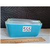 Image 1 : Pyrex vintage refrigerator dish. Primary colour blue
