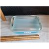 Image 2 : Pyrex vintage refrigerator dish. Primary colour blue