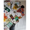 Image 3 : Bag of assorted keychains.