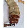 Image 4 : Very antique gun powder horn with a leather strap and wooden plug. Excellent condition.