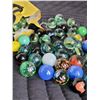 Image 3 : 101 Marbles in a 1970's original bag.