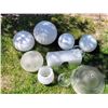 Image 1 : Assorted lamp globes. 3 rose bowls.