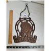 Image 1 : Cast iron hanging welcome sign of horse head.