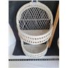 Image 2 : White wicker 2 level wall or counter shelf.