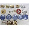 Image 3 : Collection of 21 Small Plates