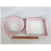 Image 2 : Lot of 2 Pyrex Dishes