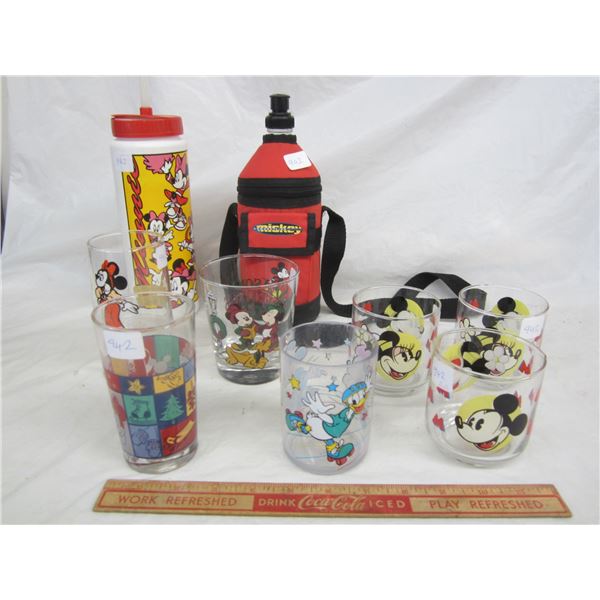 Lot of 9 Disneyland Souvenirs glasses ,bottles