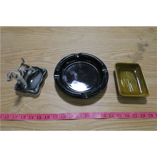 Ashtrays X3