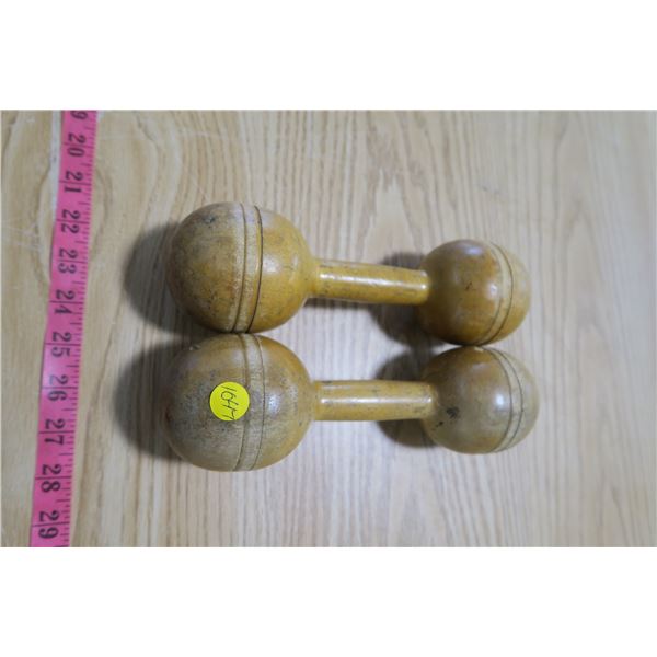 Wood Dumbells X2