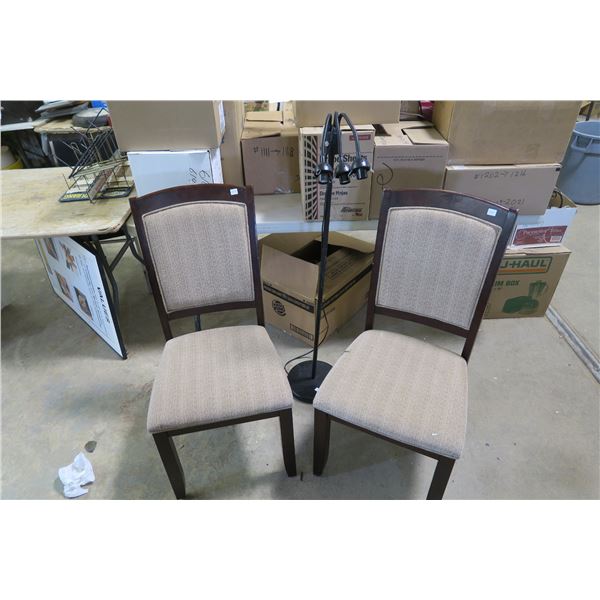 2X Chairs and Lamp