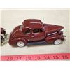 Image 3 : 2 model cars 1940 ford 1/24 & 1939 chev 1/24