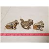 Image 2 : 3 brass figures squirrel & dogs