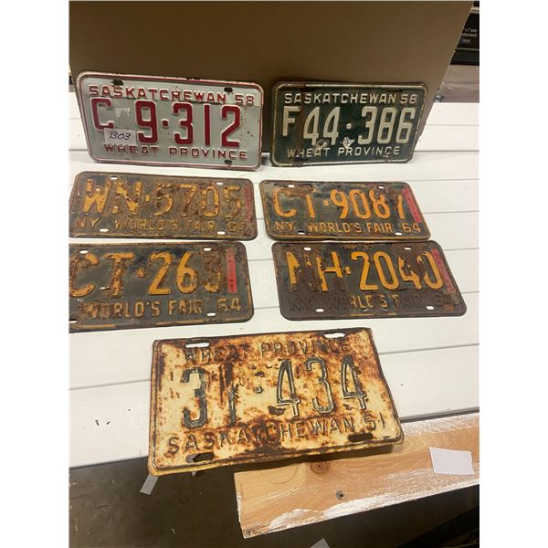 Lot of 1950's Saskatchewan plates & 4 1964 N.Y. Worlds fair plates