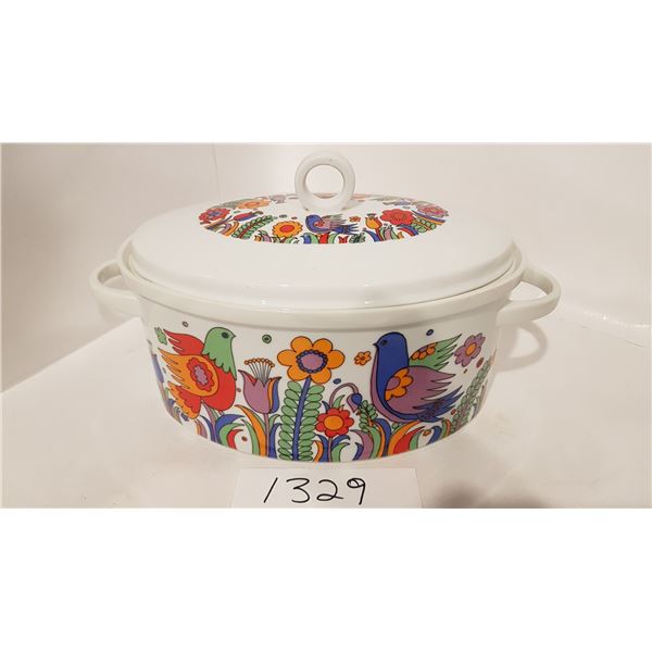 Royal Crown Porcelain Ovenware with Lid - Pigeon Art Deco