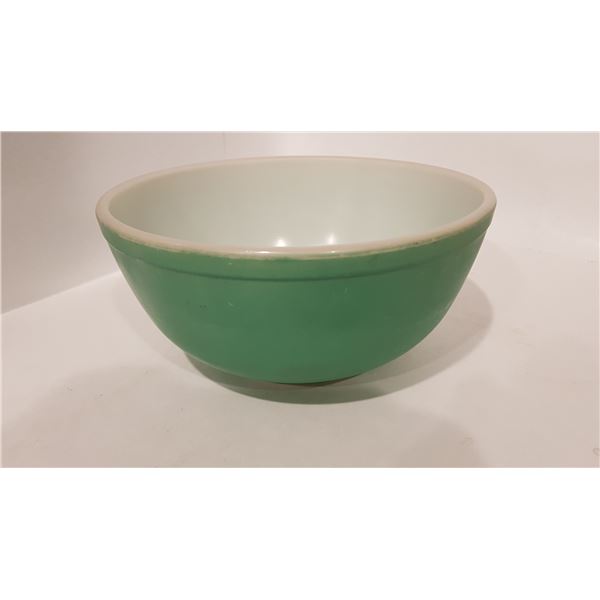 Turquoise Pyrex Bowl 2.2qt
