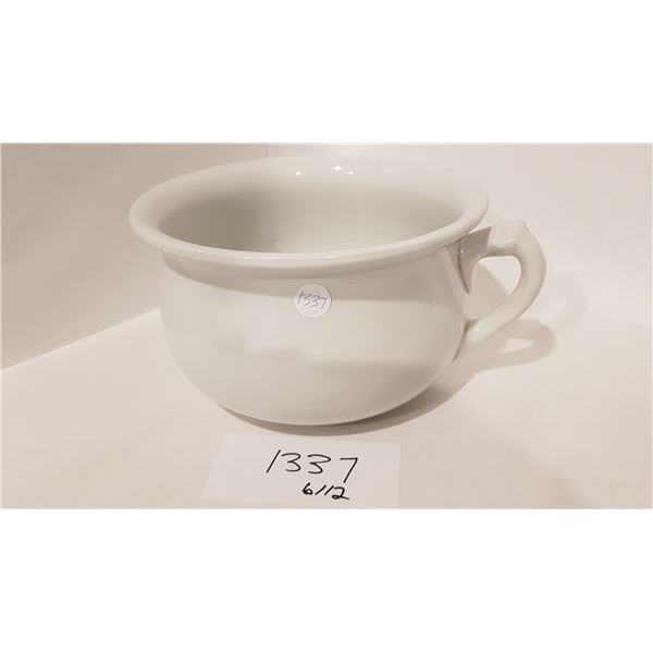 J&G Meakin made in England soup turrine