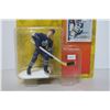 Image 2 : Starting Line Up NHL 94 Edition Doug Gilmore Figure